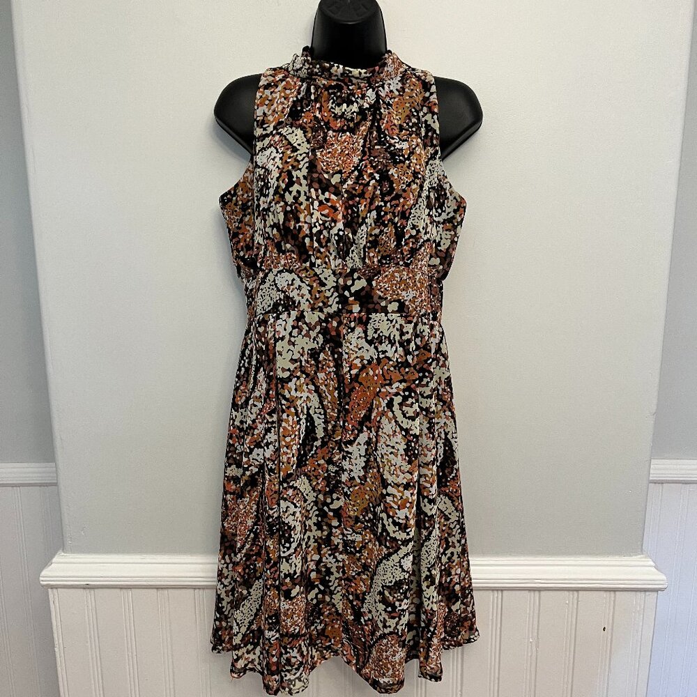 Voir Voir Mock Neck Back Tie Waist Defined Sleeveless Dress, Size 8